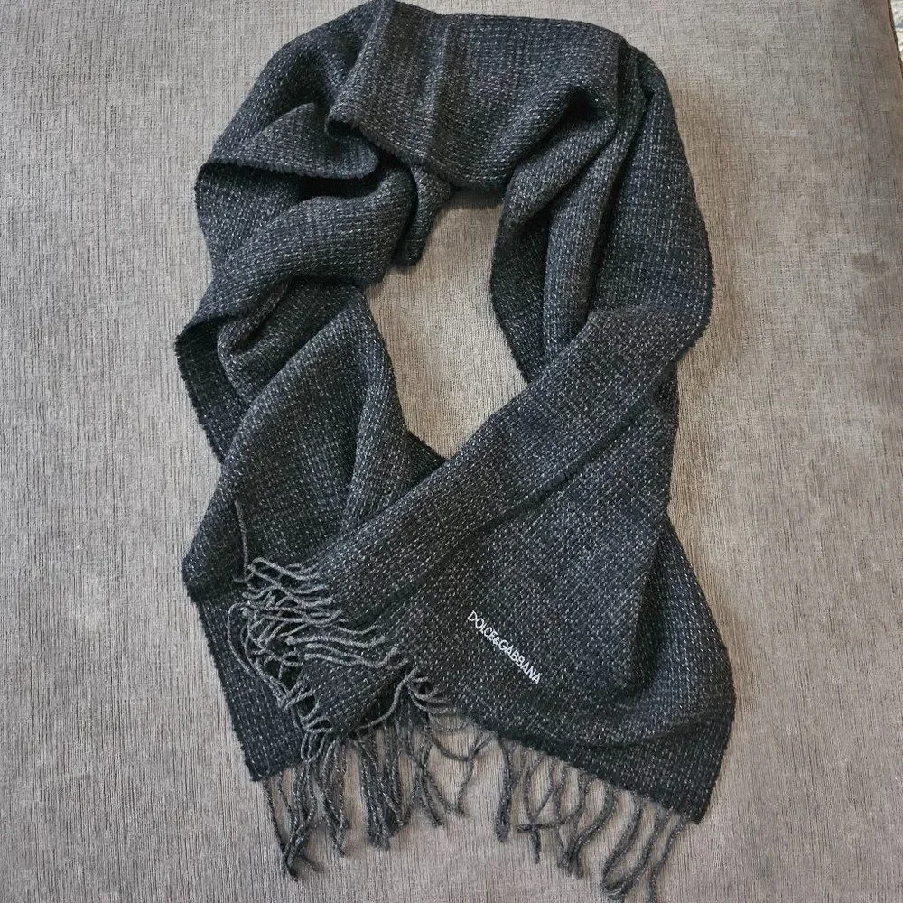 Dolce & Gabbana Women's Dark Gray Chunky Wool and Angora Knit Fringed Scarf - Picture 2 of 8